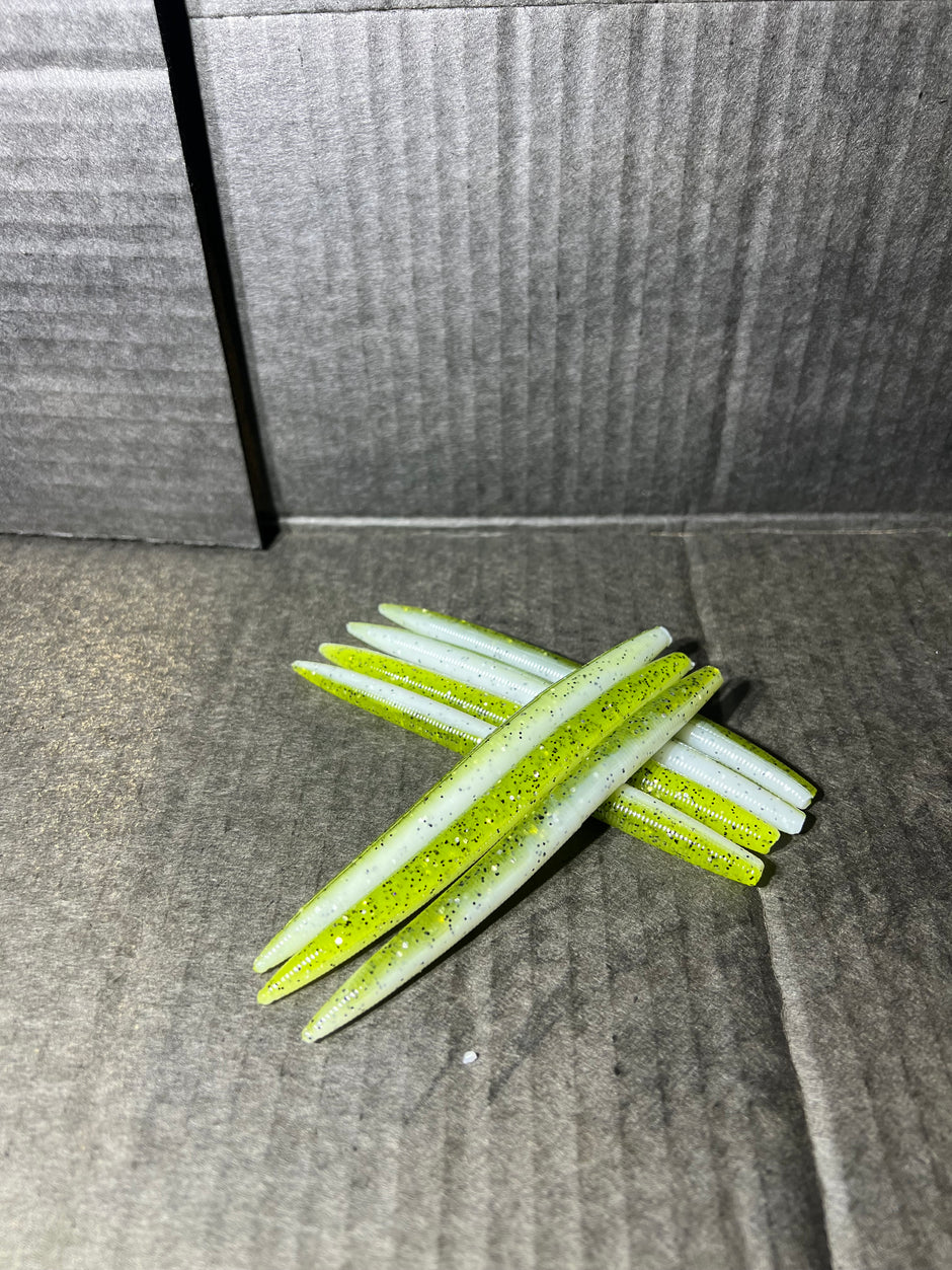 SENKO BabyBass Green and white 5-inch Senko with black and silver flake=BabyBass