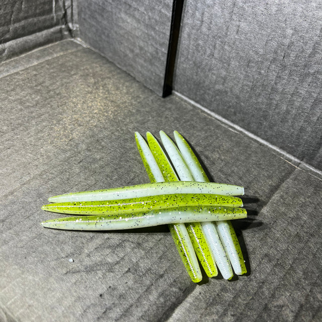 SENKO BabyBass Green and white 5-inch Senko with black and silver flake=BabyBass