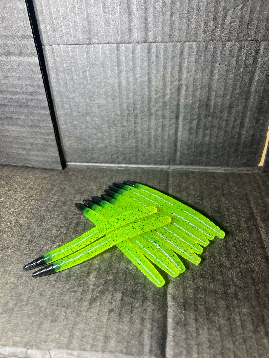 SENKO Chartreuse Pepper with black flake and a Black tail 5-inch Senko=Chartreuse Pep