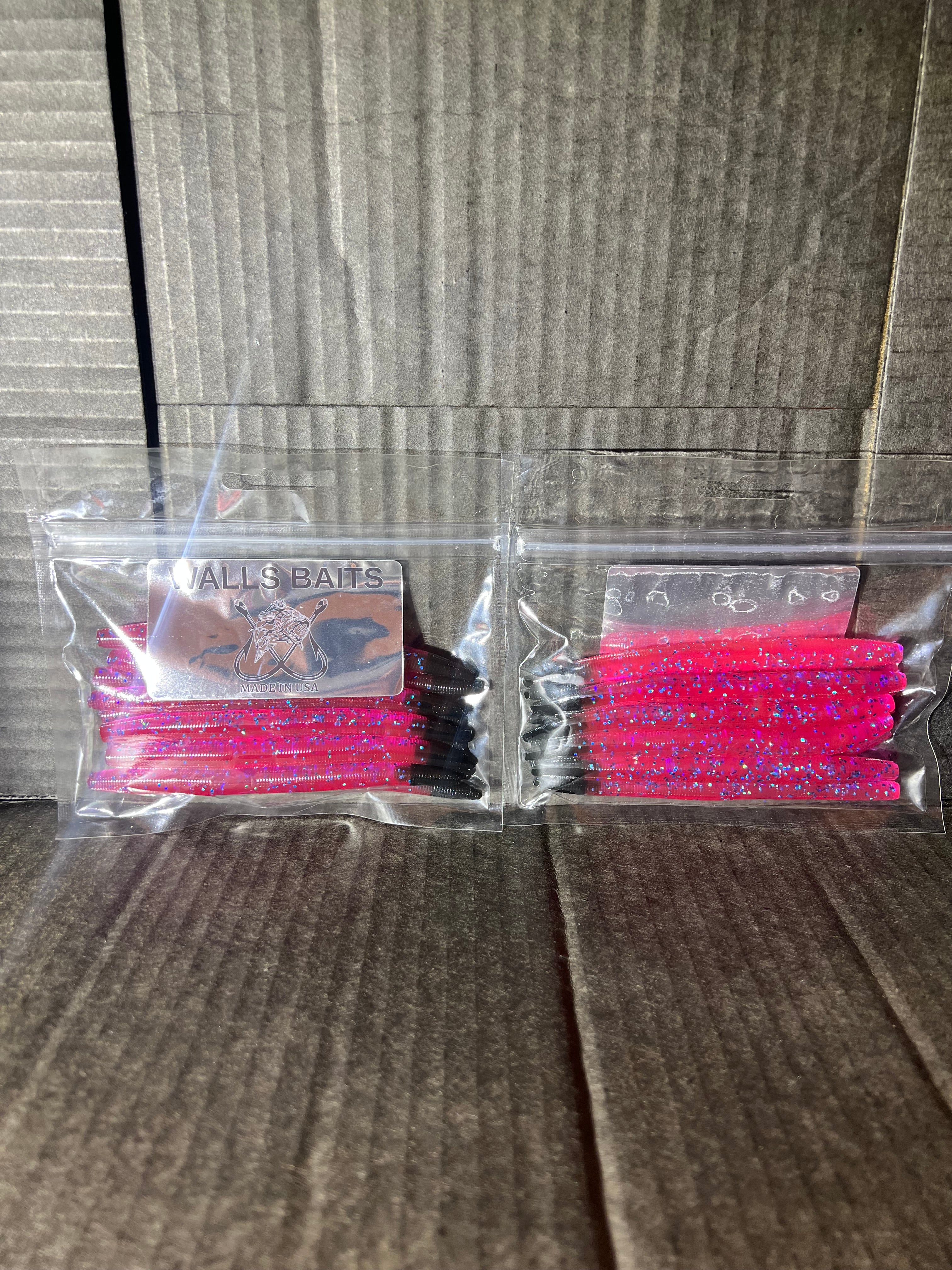 SENKO Scarlette Red with blue flake and a black tail 5 inch Senko=Scar Lash