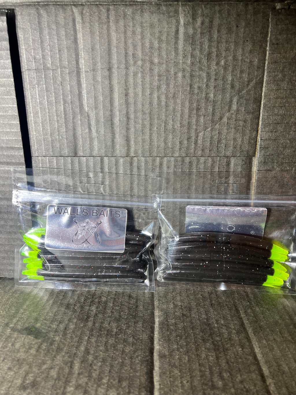 SENKO Black with Red and Silver flake 5-inch Senko=Midnight